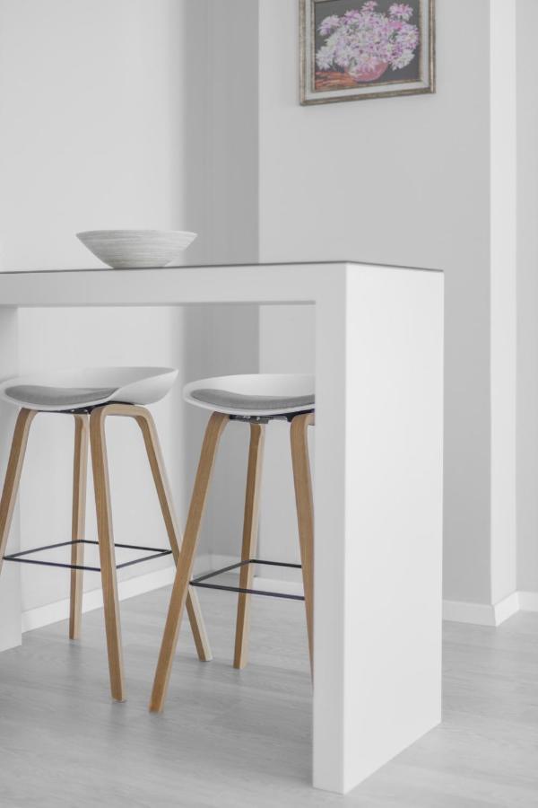 Bleri Apartment, 2 Bedroom, Free Parking بريشتاين المظهر الخارجي الصورة